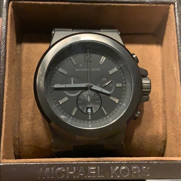 Michael kors watch - Picture 2 of 4